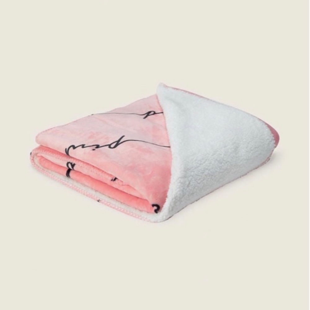 VICTORIA'S SECRET PINK Cozy-Plush Blanket 60” x 50” NEW